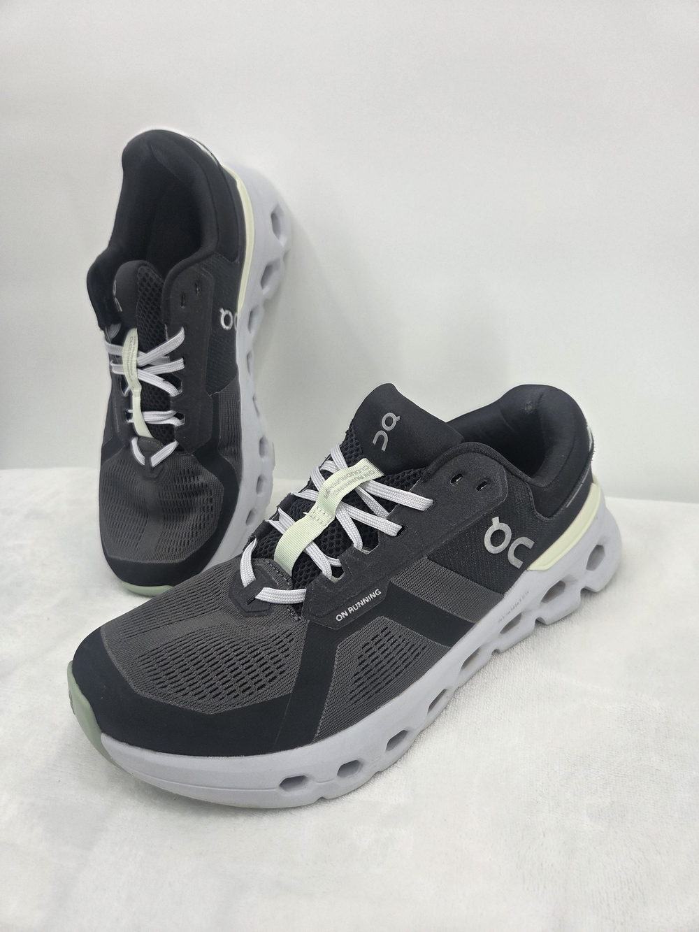 On Cloudrunner 2 Wide D Women’s 10.5 Shadow Lima Running Shoes